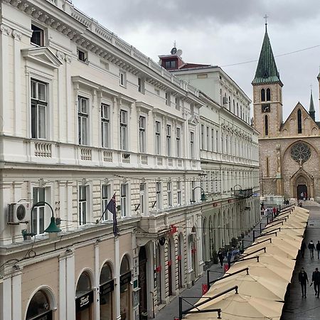 Cute And Cozy Studio With Cathedral View-Excellent Location サラエヴォ エクステリア 写真